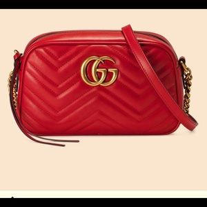 Gucci Shoulder Bag Marmont Matelasse